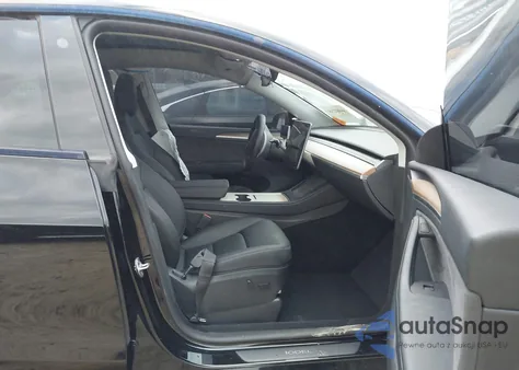 2023 Tesla Model Y Awd/Long Range Dual Motor All-Wheel Drive из США, поврежденный, VIN 7SAYGDEE8PA110476